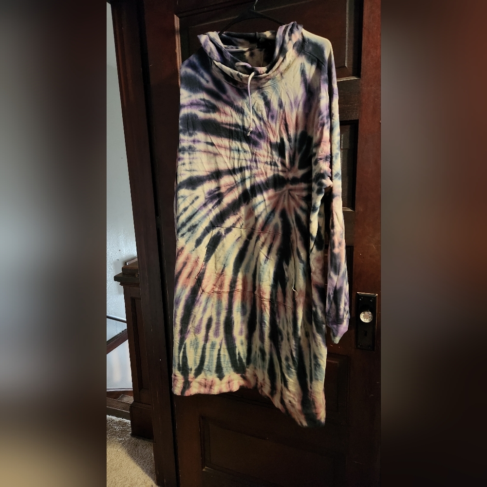 Torrid Tie-Dye Hooded Sweatshirt Dress